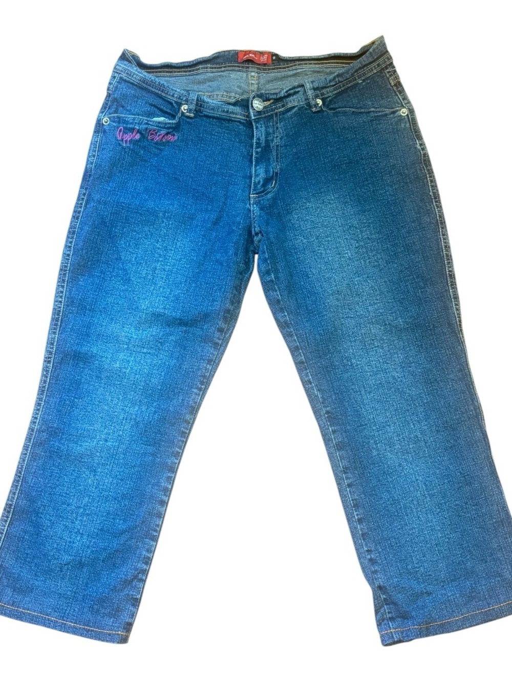 Apple Bottoms vintage Women's Dark Blue Capri Jeans with Pink Accent Size 10